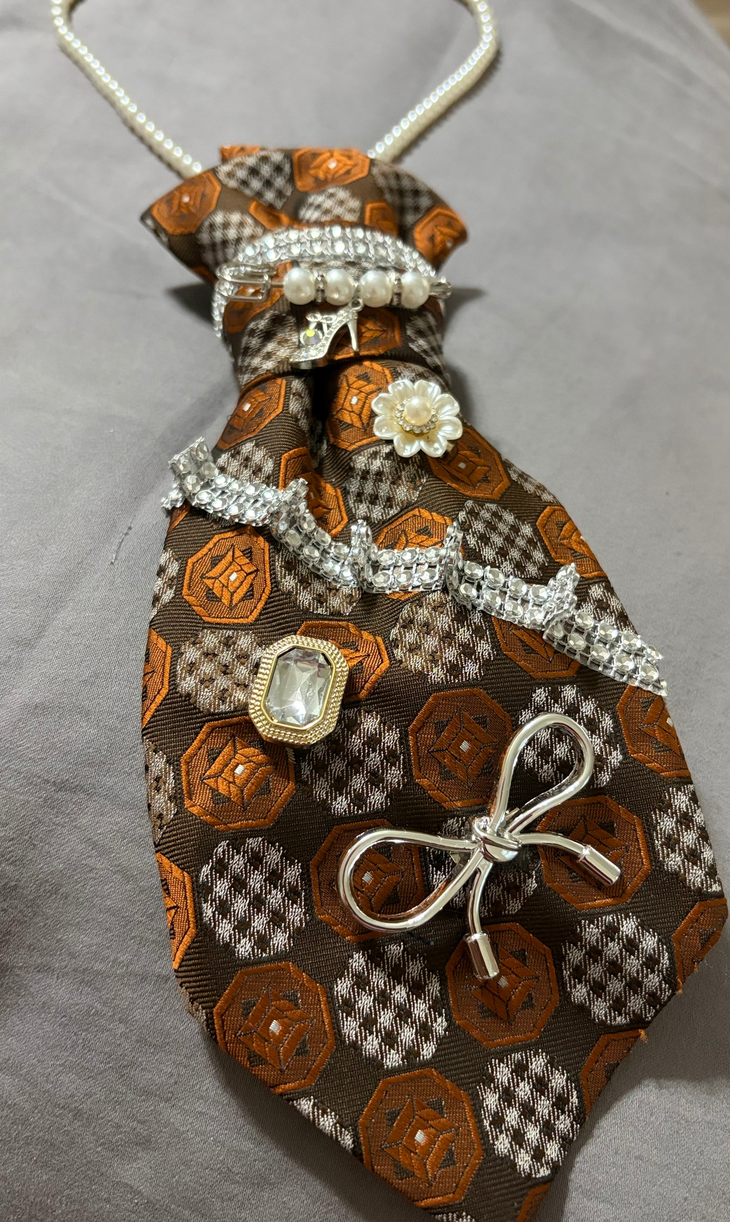 🤎 The Chocolate Diamond Luxury Mixed Media Medium Statement Tie ✨ pearls
